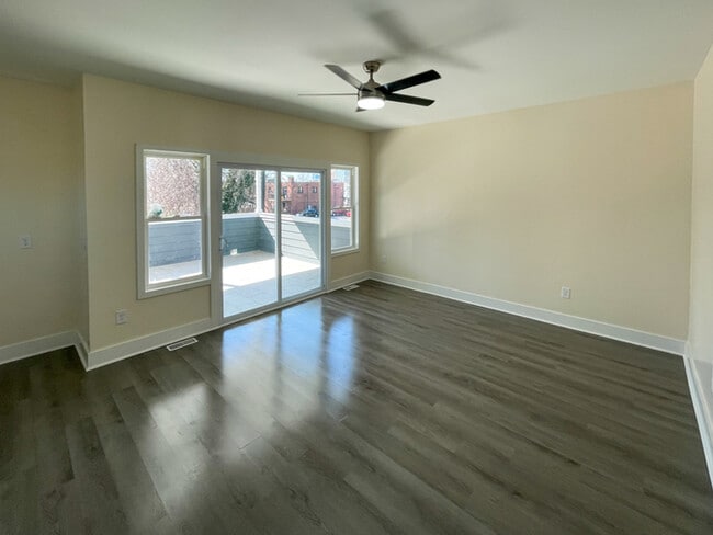 Building Photo - 516 New Bern Ave