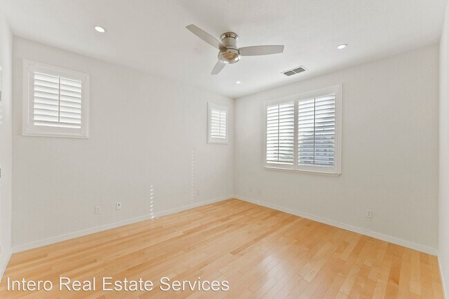 Building Photo - 4 br, 2.5 bath House - 4193 Stewart Lane