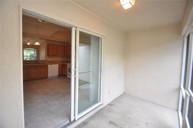 Building Photo - 69 Rose Dr