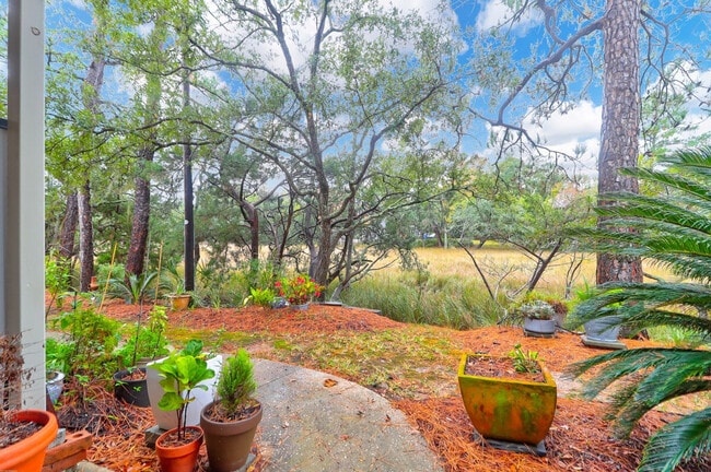 Building Photo - 412 St Charles Ct