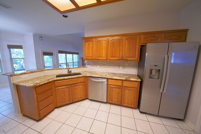 Building Photo - Beautifully Updated Home in Olympia Hills ...