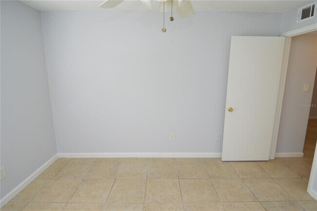 Building Photo - 8645 Fancy Finch Dr