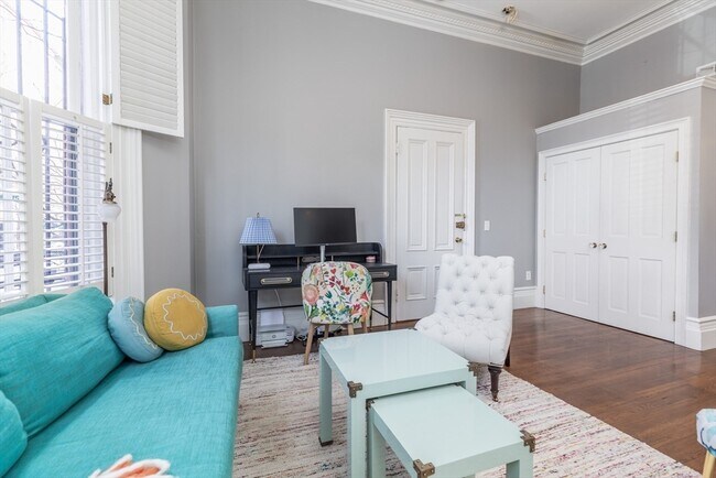 Building Photo - 78 W Concord St