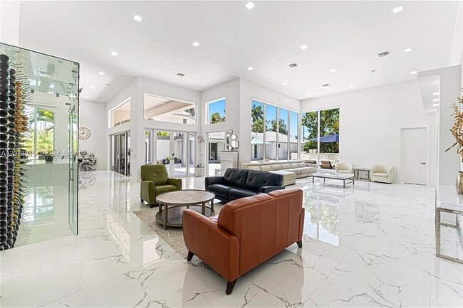 Building Photo - 2673 NW 64th Blvd