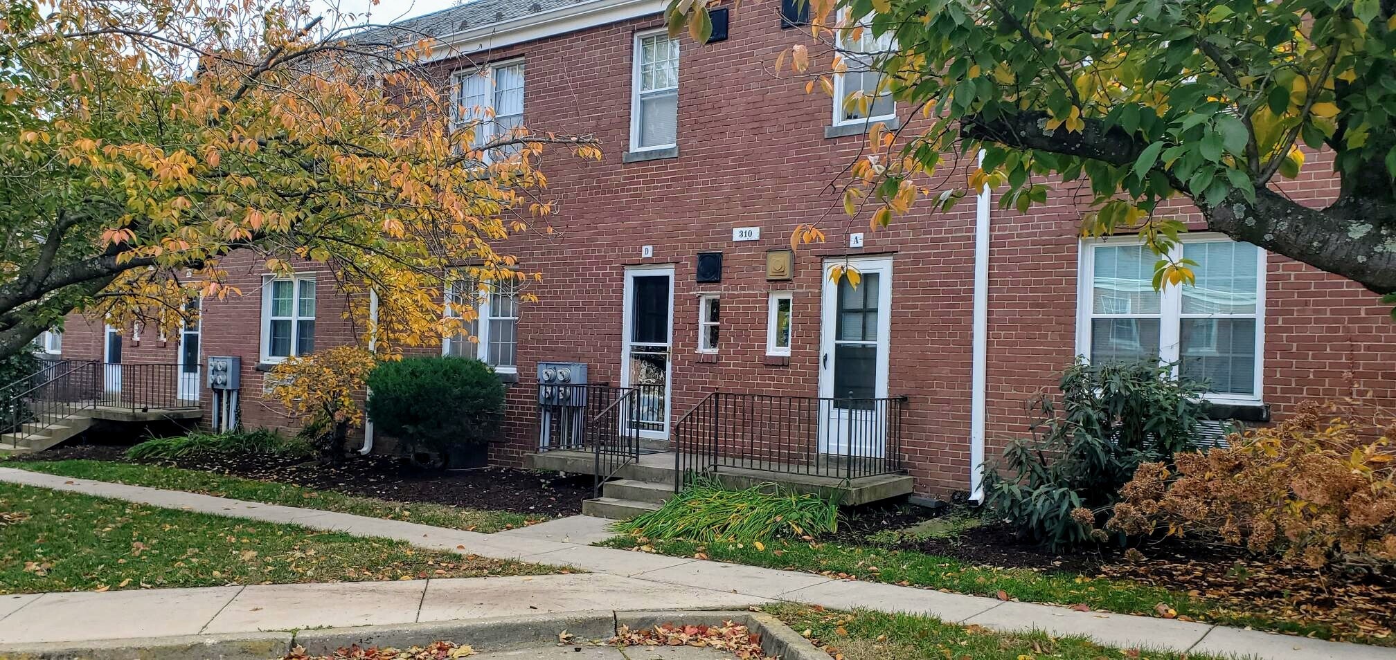Building Photo - 310 Ashby St