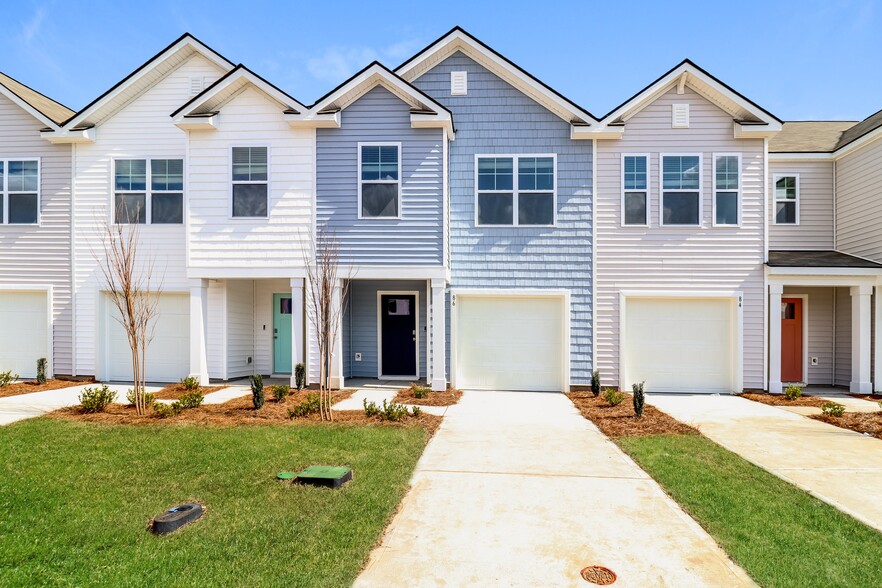 Building Photo - 86 Striker Rd