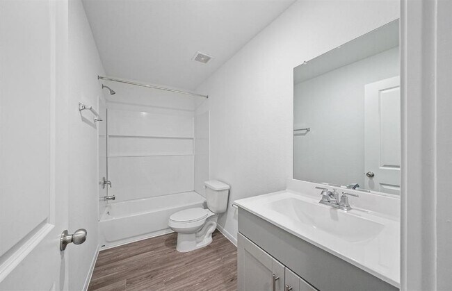 Building Photo - 1020 Laguna Cv Dr