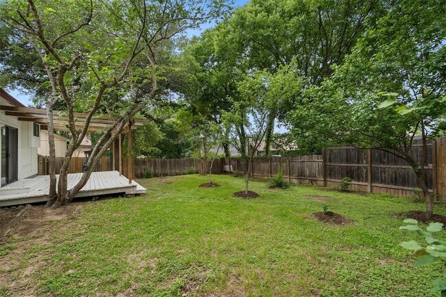 Building Photo - 1708 Woodwind Ln