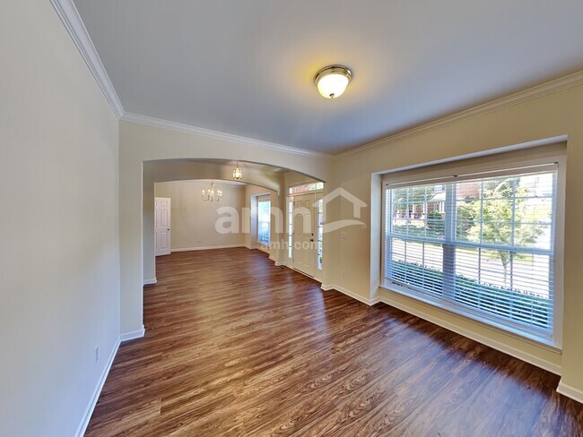 Building Photo - 420 Laurel Hills Dr