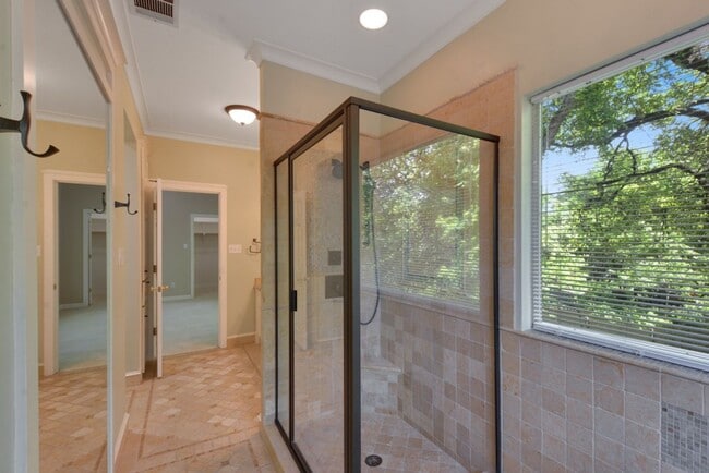 Building Photo - Beautifully Updated 4 Bedroom, 2.5 Bathrooms, 2-Story Home in West Round Rock