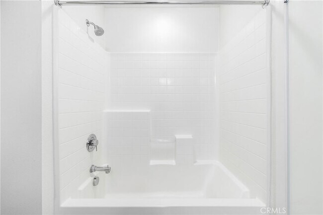 Building Photo - 630 Colorado Cir