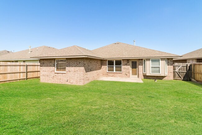 Building Photo - 7913 Eagle Cir