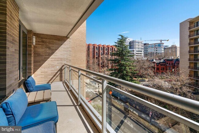 Building Photo - 1111 23rd St NW