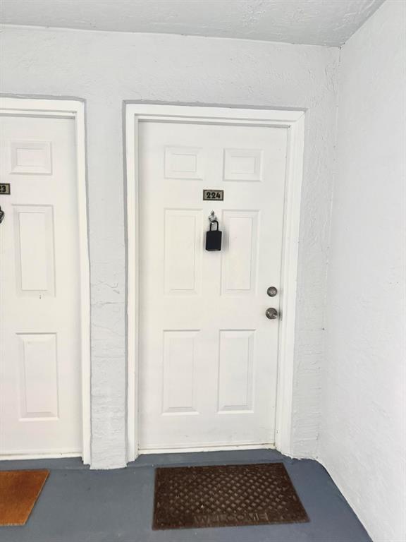 Building Photo - 2600 S University Dr