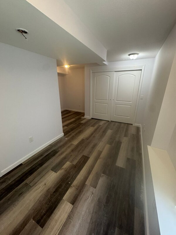 Building Photo - 135-137 Laconia St