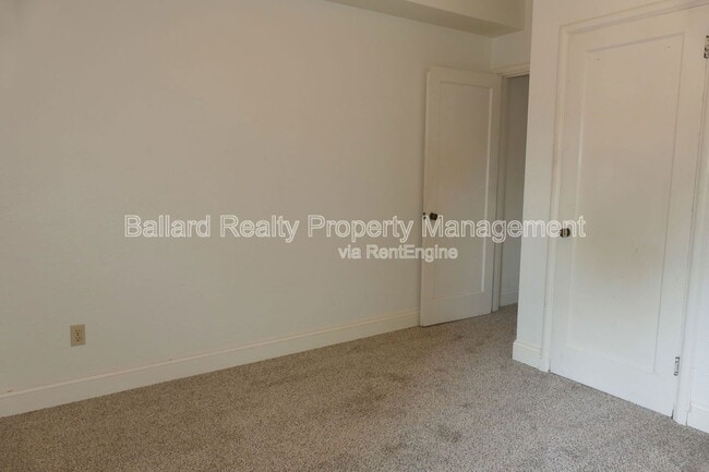 Building Photo - 7751 24th Ave NW