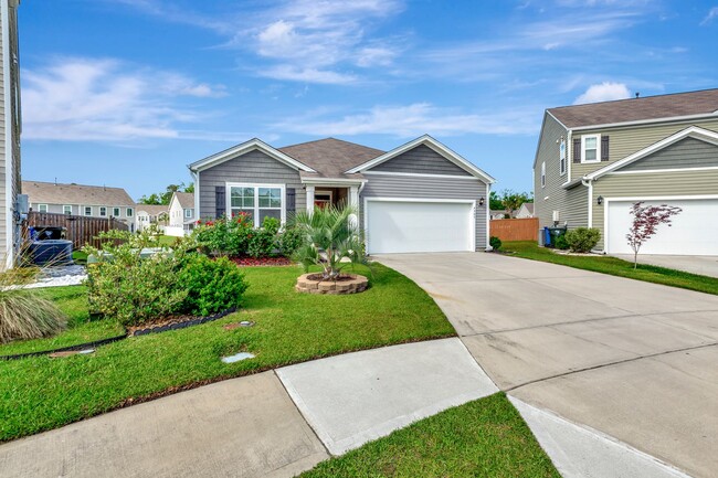 Building Photo - Beautiful One Story home in McKewn
