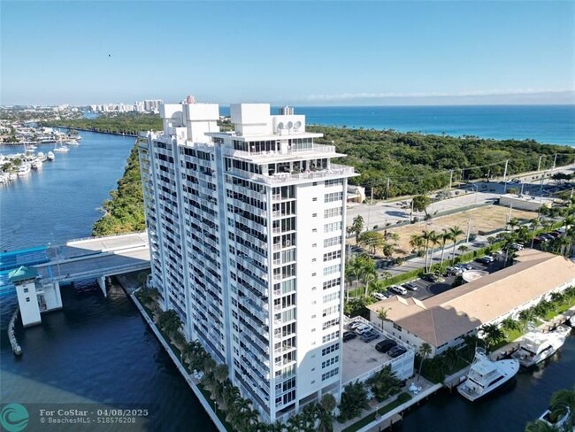 Building Photo - 2800 E Sunrise Blvd