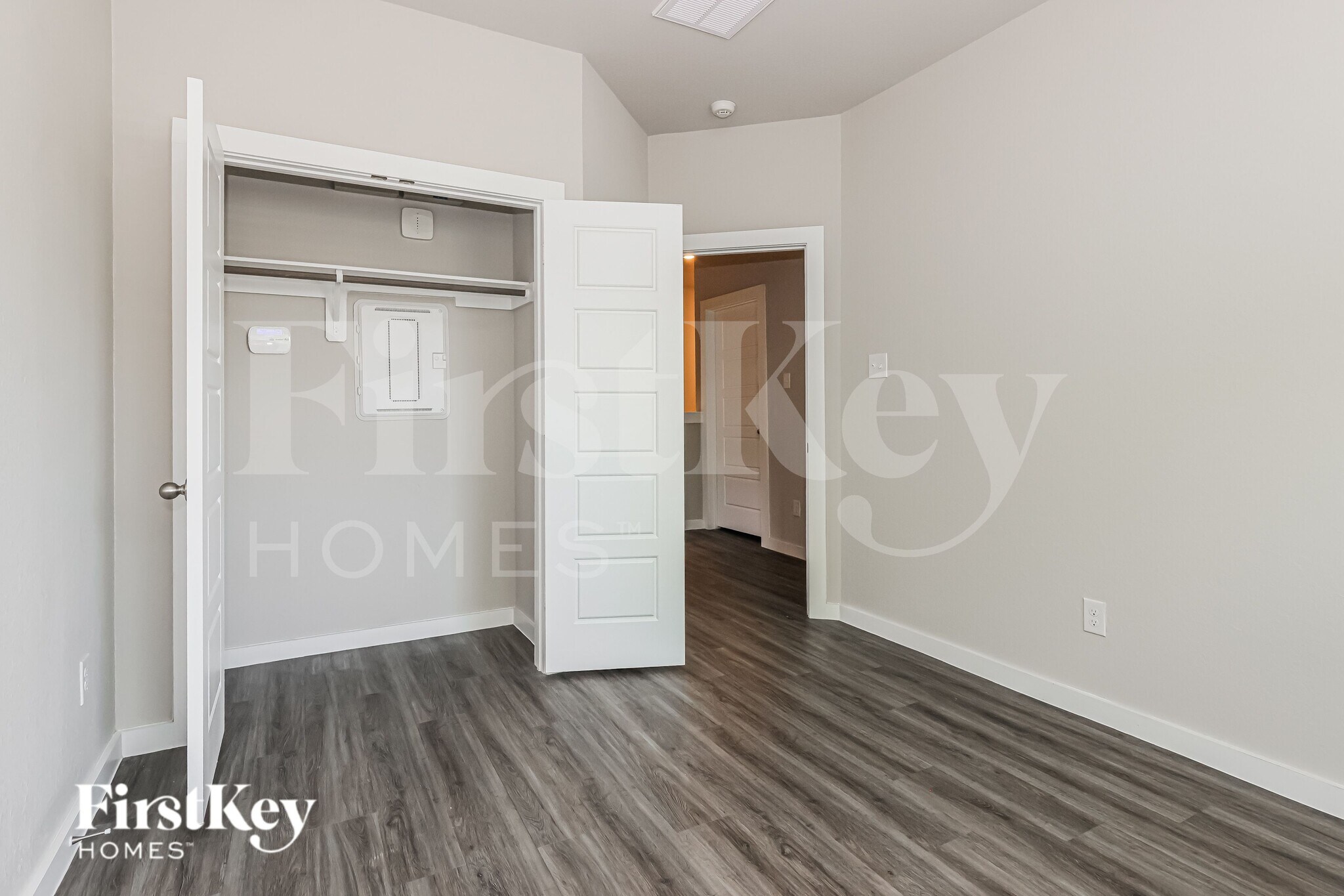 Building Photo - 18322 W Centro Cir