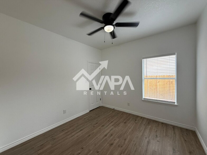 Building Photo - 8211 Monte Seco