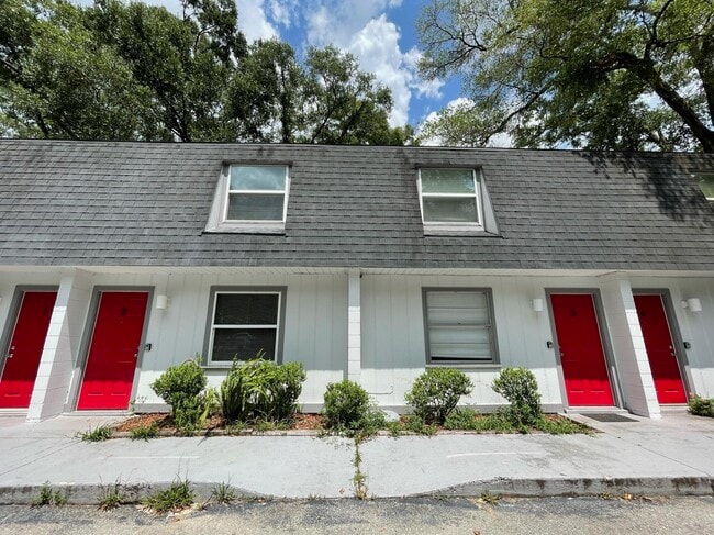 Primary Photo - 1231 SW 61st Terrace