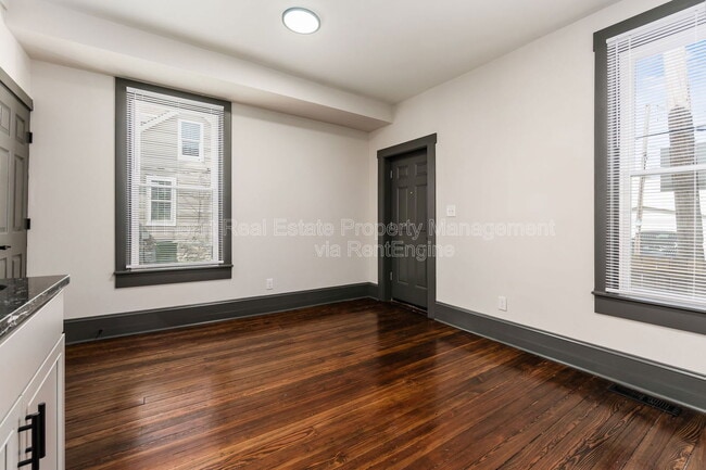 Building Photo - 24 S Princeton Ave