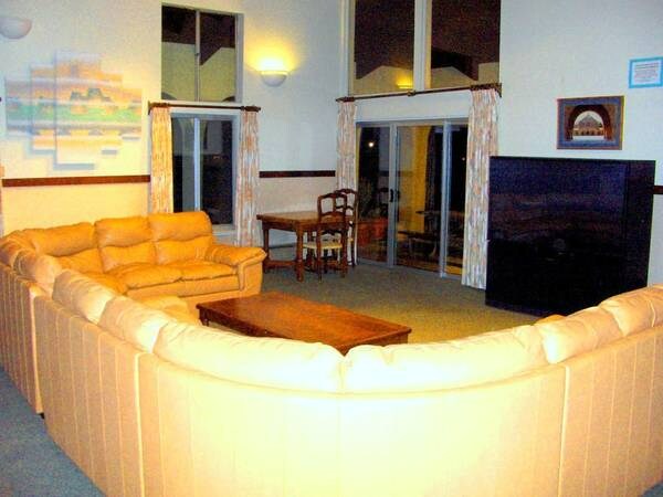 Building Photo - 1730 Halford Ave