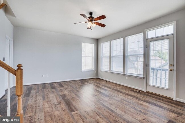 Building Photo - 20460 Charter Oak Dr