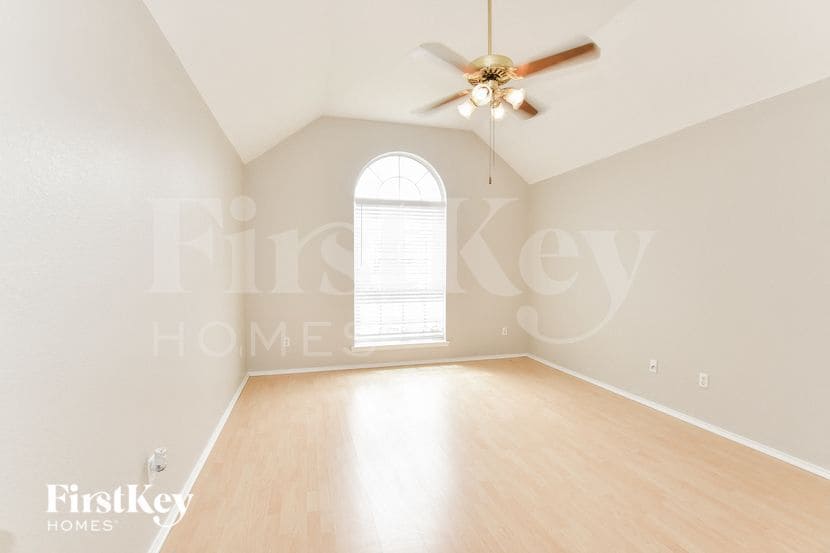 Building Photo - 1809 Pecan View Dr