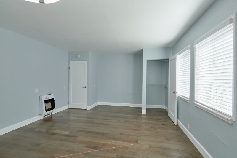 Building Photo - 781 Elm St