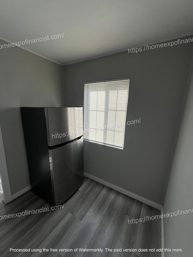 Building Photo - Nice Front Home For Rent