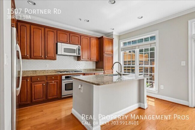 Building Photo - 1507 Portner Rd