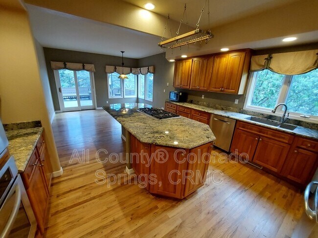 Building Photo - 5035 Langdale Way