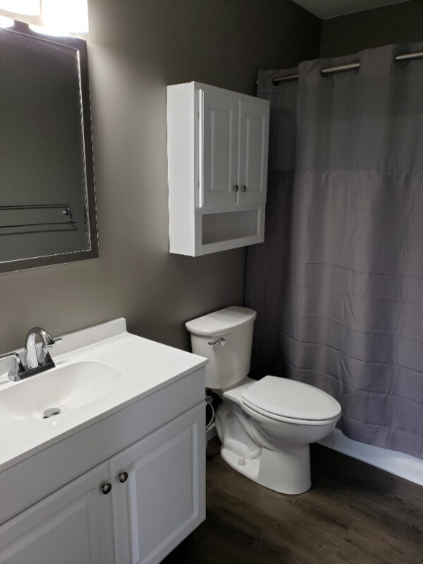 Building Photo - 245 N Liberty St