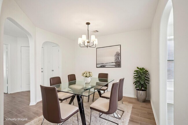 Building Photo - 11926 Panay Dr