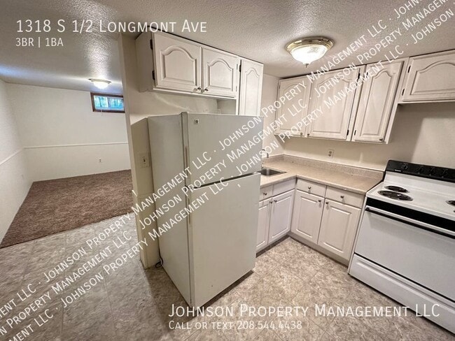 Building Photo - 1105 1/2-S 1/2 S Longmont Ave