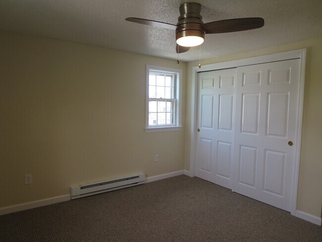 Building Photo - 75 Cabot St