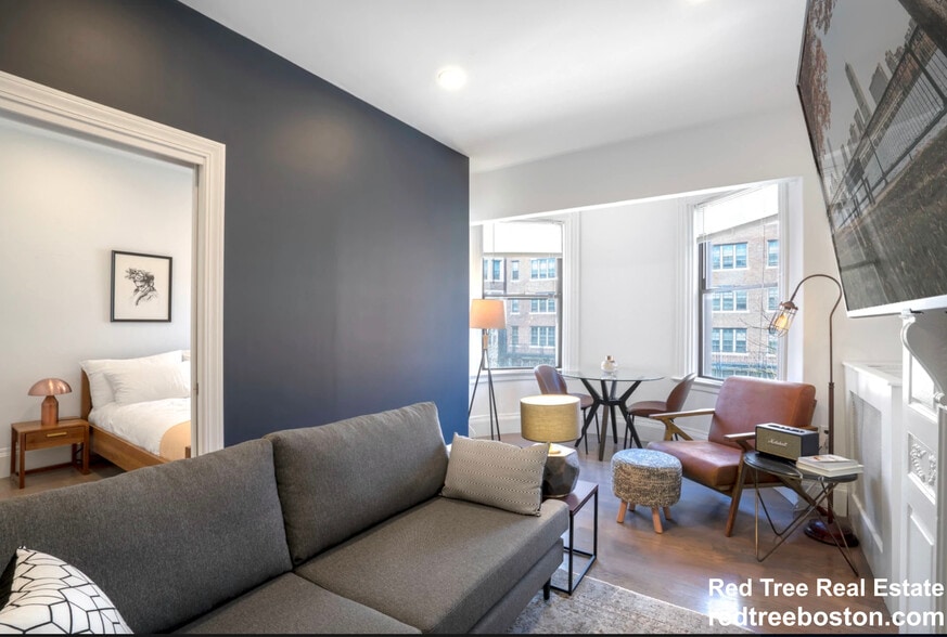 Building Photo - 503 Beacon St