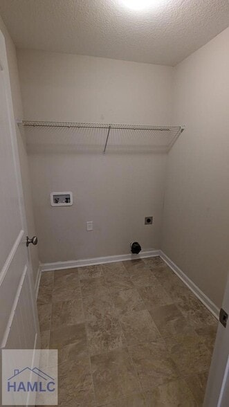 Building Photo - 1318 Evergreen Trl