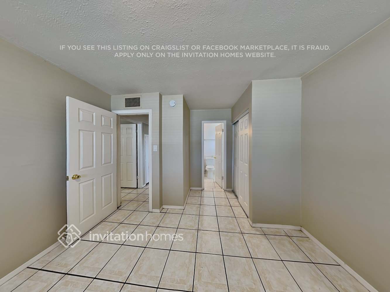 Building Photo - 5501 W Heatherbrae Dr