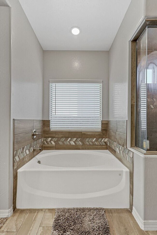 Building Photo - Coming Soon!