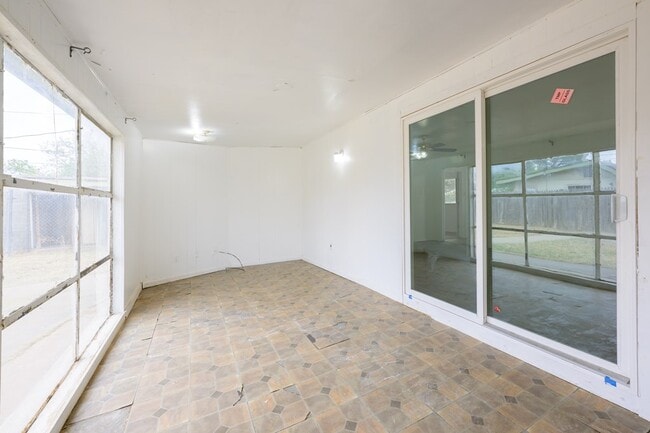 Building Photo - 2907 Nabors Ln