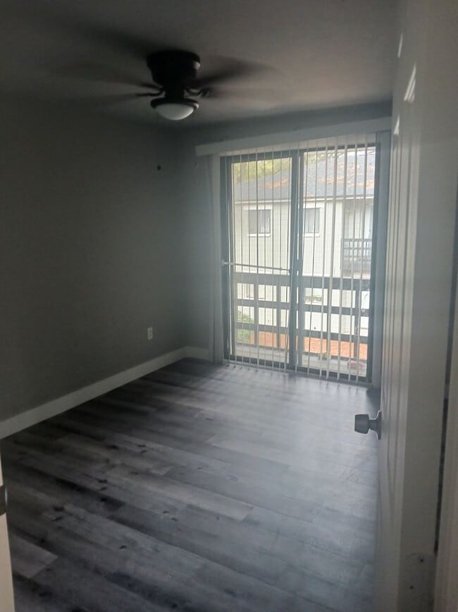 Interior Photo - 617 SW 69th St