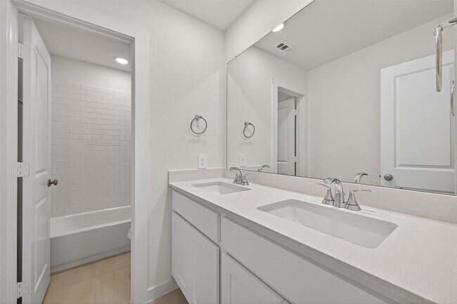 Building Photo - 3314 Verdant Ln