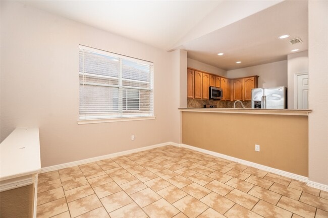 Building Photo - 6177 New Castle Ln