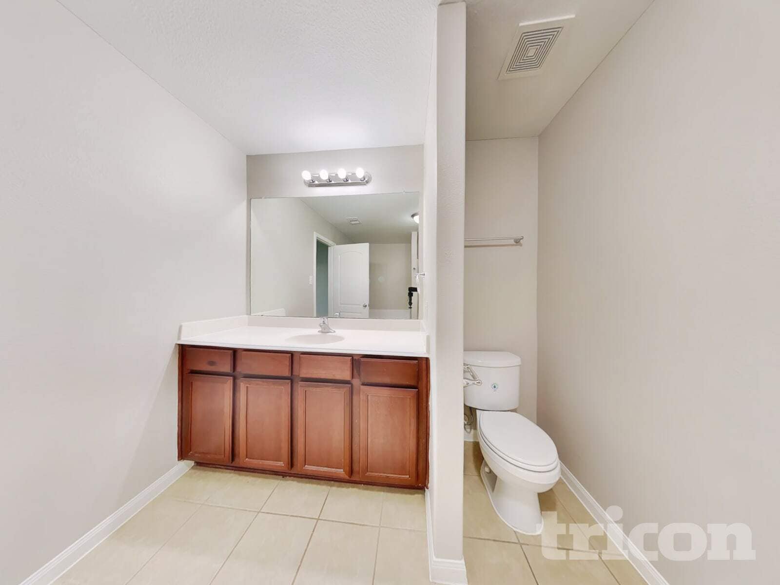 Building Photo - 329 Shoshone Ridge Dr