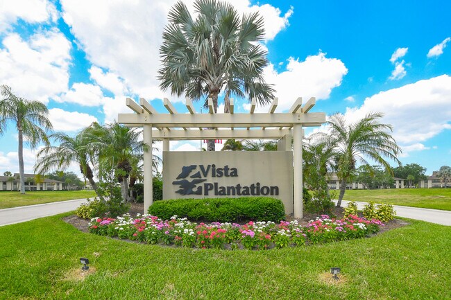 Building Photo - 20 Plantation Dr