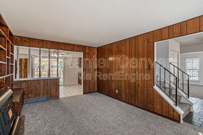 Building Photo - 2407 S Dawson Way