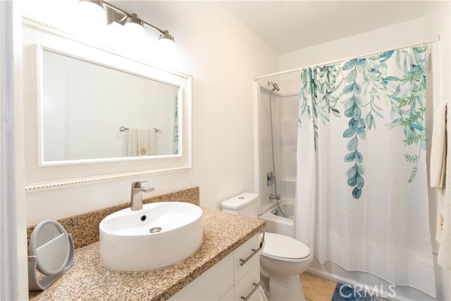 Building Photo - 9551 Vía Ricardo