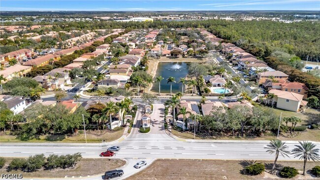 Building Photo - 10245 S Golden Elm Dr